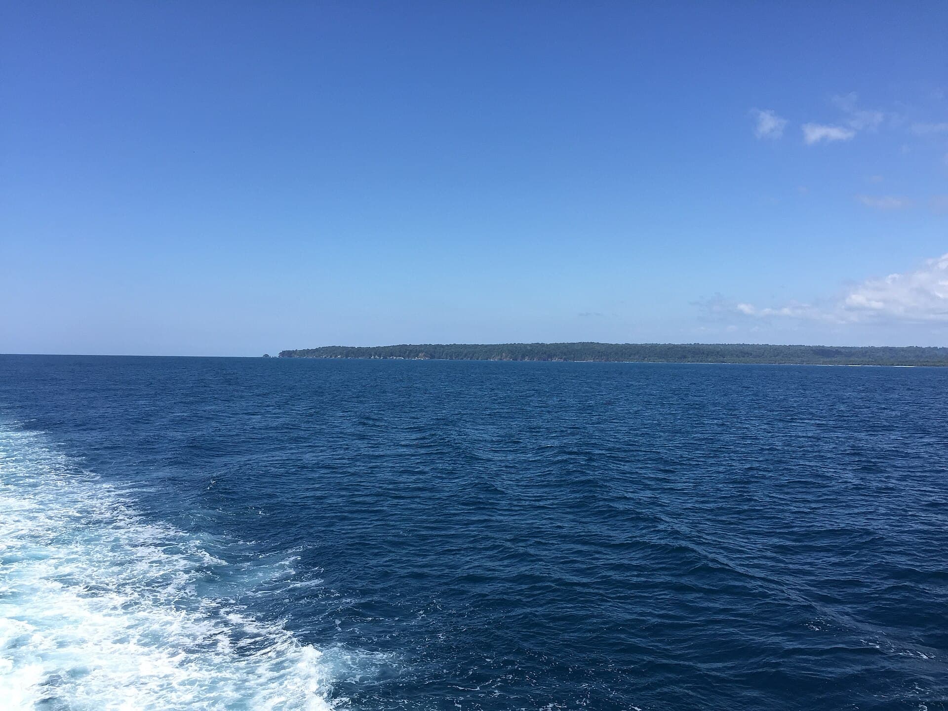 View of the Osa Peninsula coastline from a boat